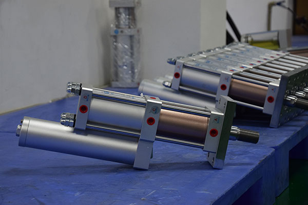 玖容標準型氣液增壓缸廠家直銷 玖容標準型氣液增壓缸廠家直銷