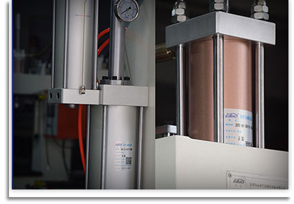 預(yù)壓式氣液增壓器配油缸 預(yù)壓式氣液增壓器配油缸